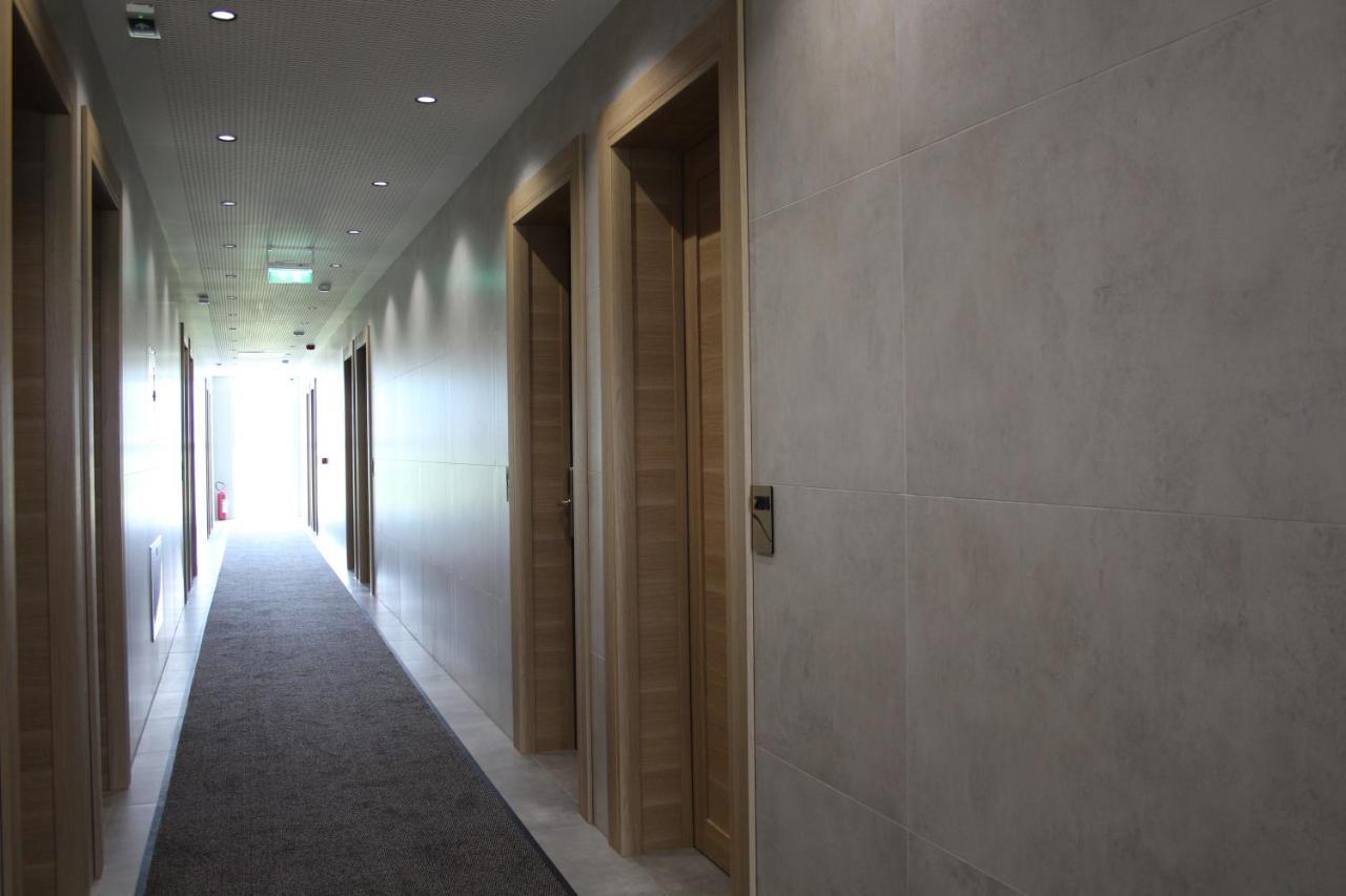 Hotel-Vh Presevo ภายนอก รูปภาพ